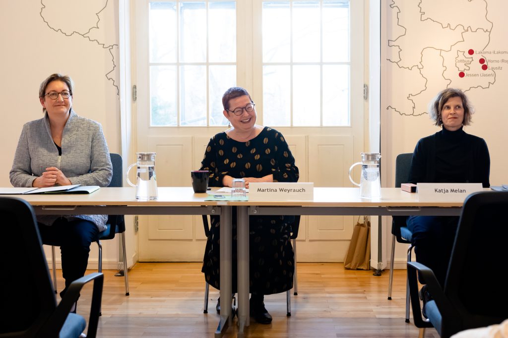 Klara Geywitz, Dr. Martina Weyrauch und Katja Melan (v.l.n.r.)